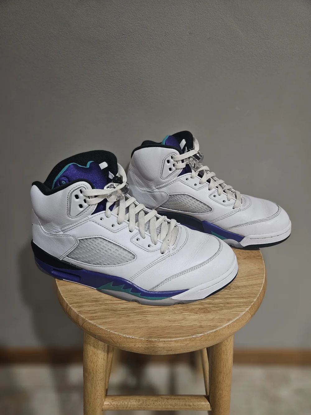 Jordan classic silhouette